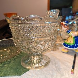 Vintage Anchor Hocking Wexford Footed Bowl